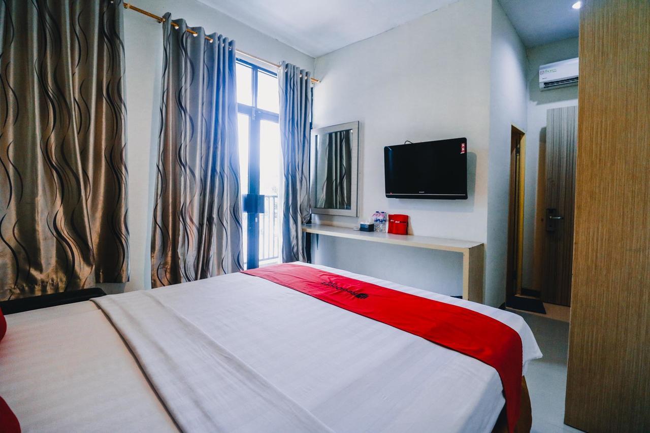 Reddoorz Plus Near Sultan Hasanuddin Airport Makassar Eksteriør bilde