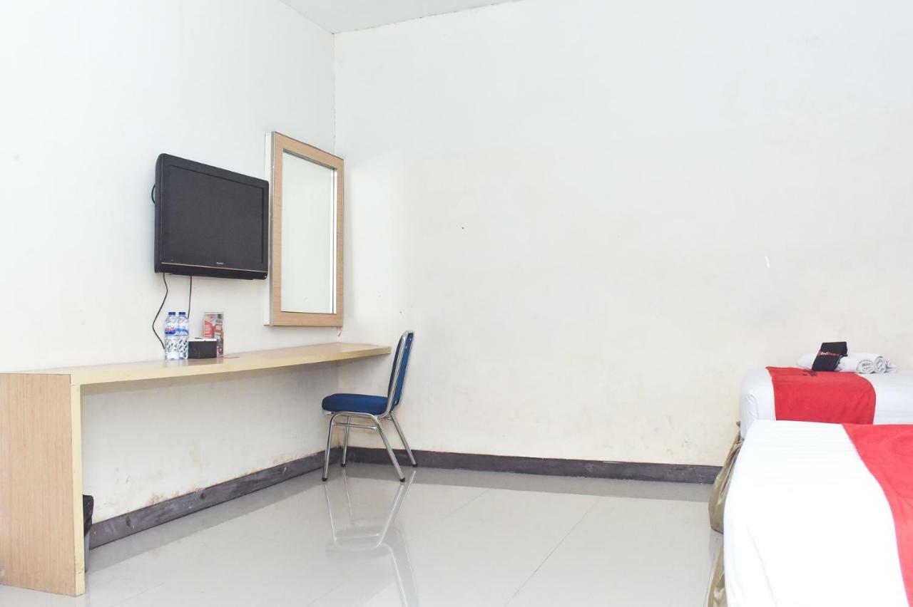 Reddoorz Plus Near Sultan Hasanuddin Airport Makassar Eksteriør bilde